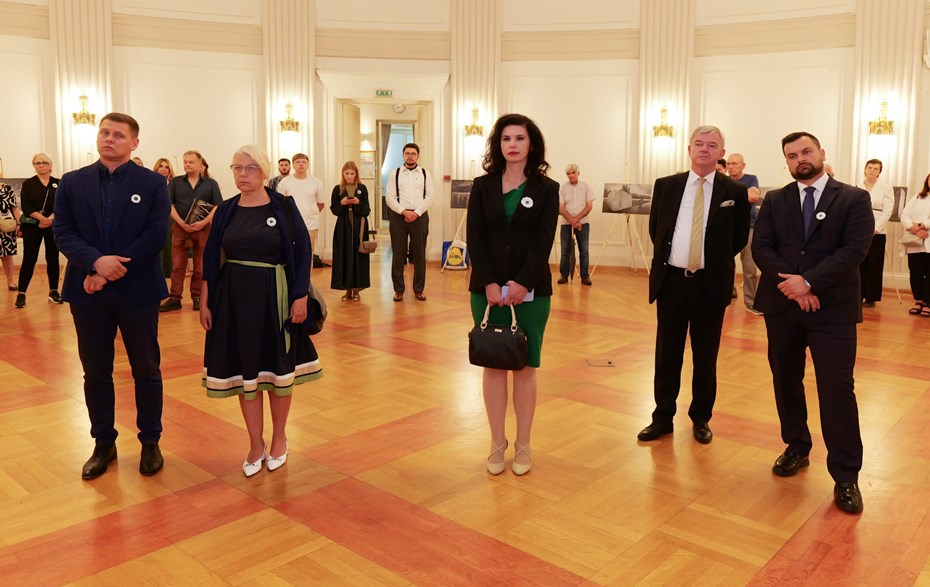 KARLO VEDAK NA SKUPU POSVEĆENOM STRADANJIMA U SREBRENICI